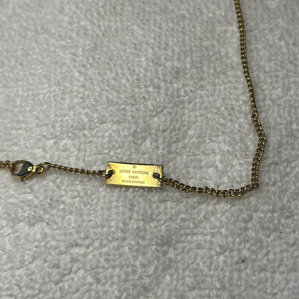 Louis Vuitton Gold Chain Necklace - Picture 4 of 5
